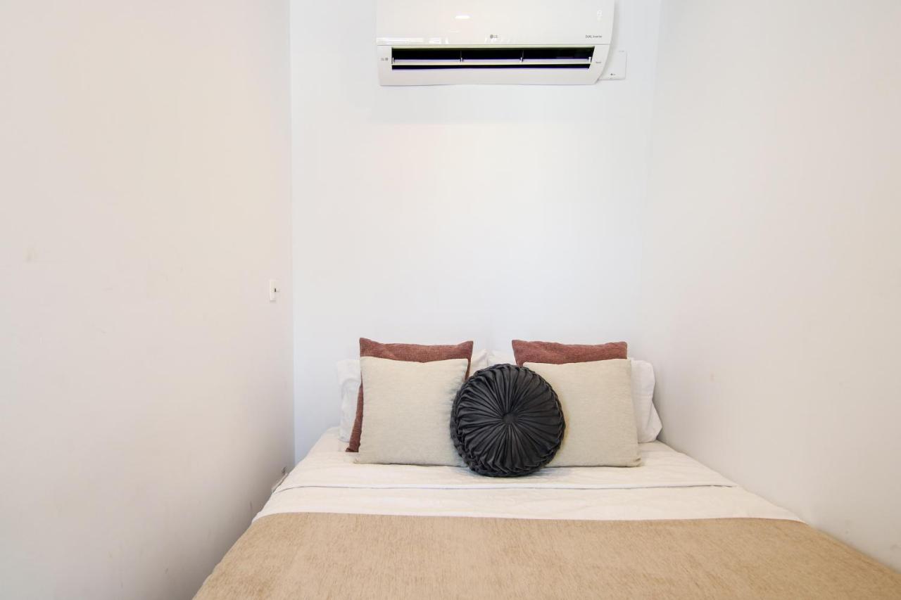 Phaedrus Living - Seaside Luxury Flat Harbour 110 Apartment Paphos Exterior photo